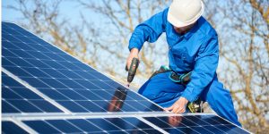 Installation Maintenance Panneaux Solaires Photovoltaïques à Betous
